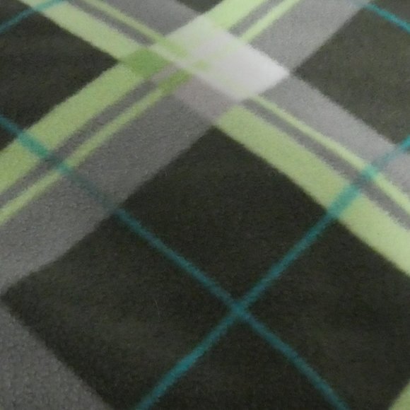 Plaid Fleece Blanket Throw With Stitched Trim | GUC - Picture 1 of 5